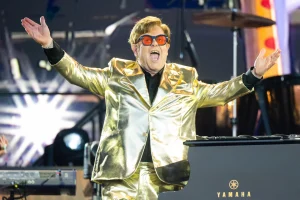 Elton John rumores de despedida